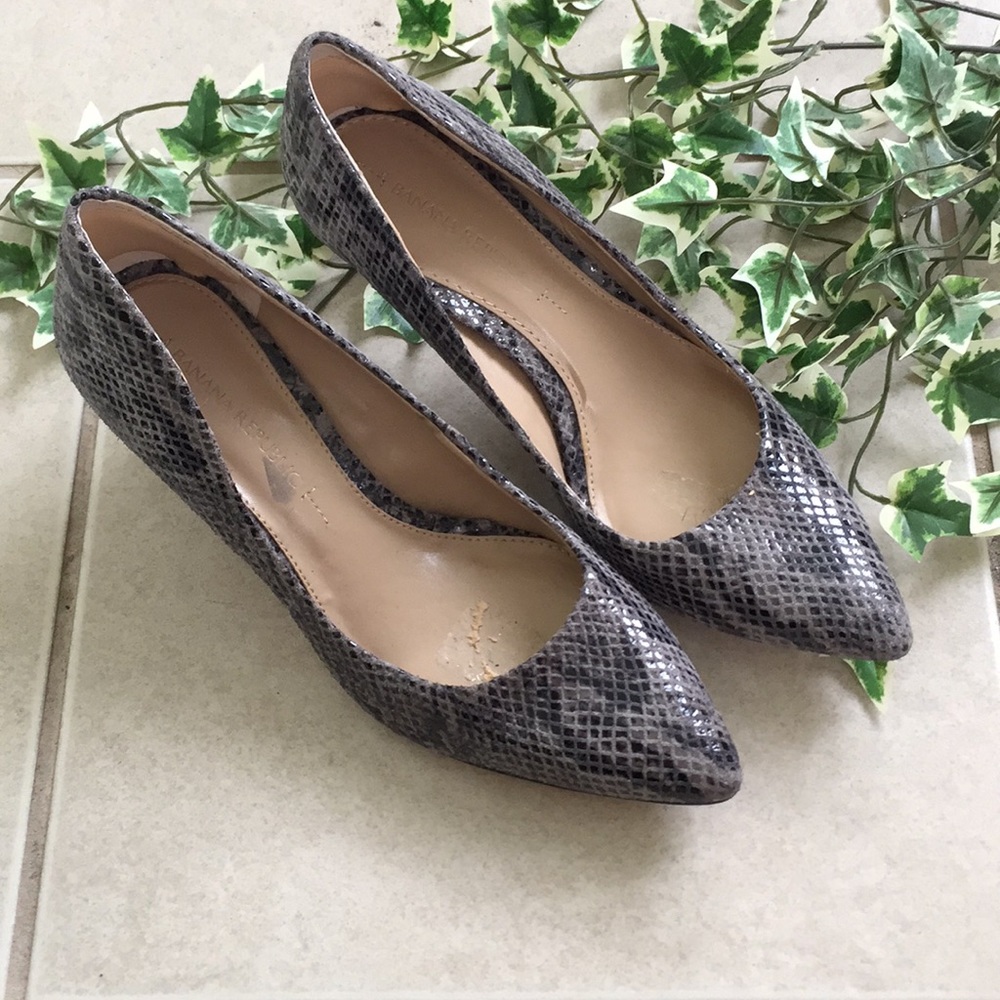 Banana Republic hells